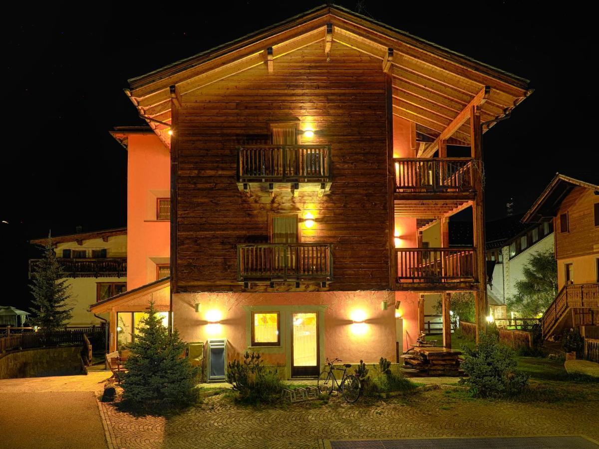 Bio Hotel Villa Cecilia Livigno Exterior photo